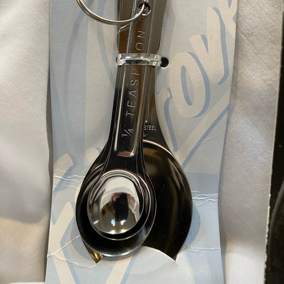 NWT Stainless Steel Measuring Cups and Spoons - Picture 2 of 7